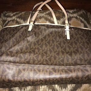 Micheal kors tote
